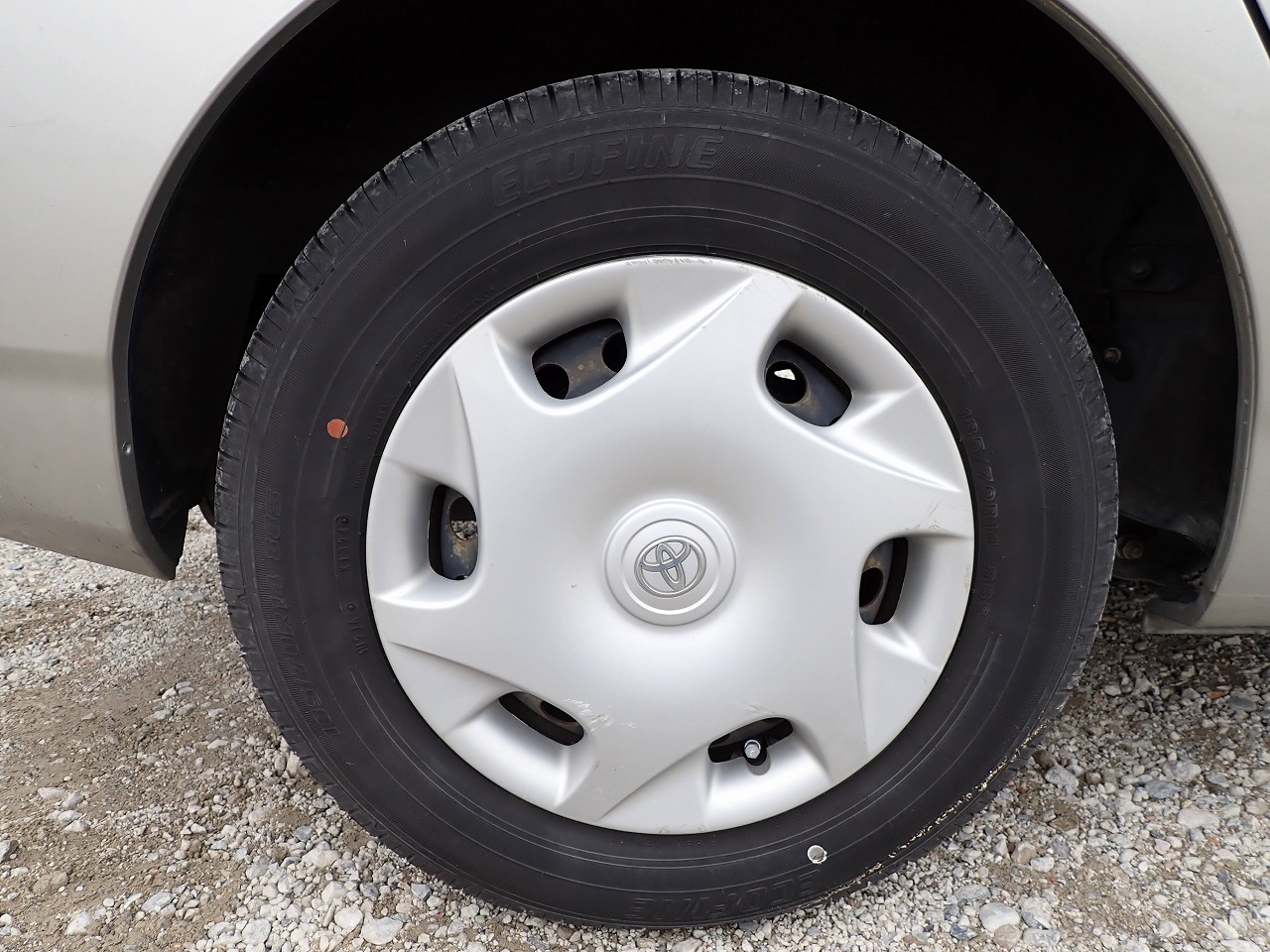 TOYOTA Corolla Spacio