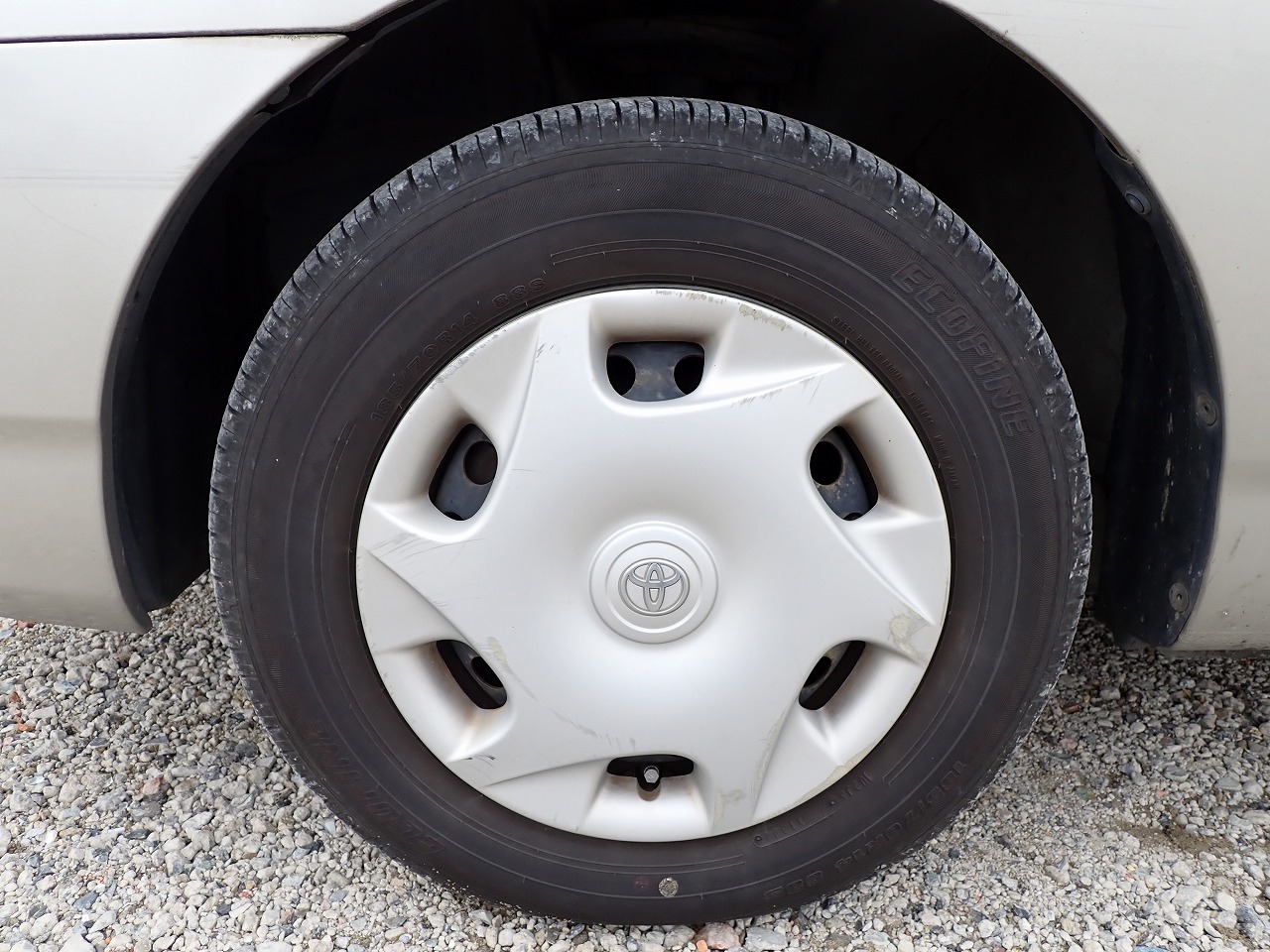 TOYOTA Corolla Spacio