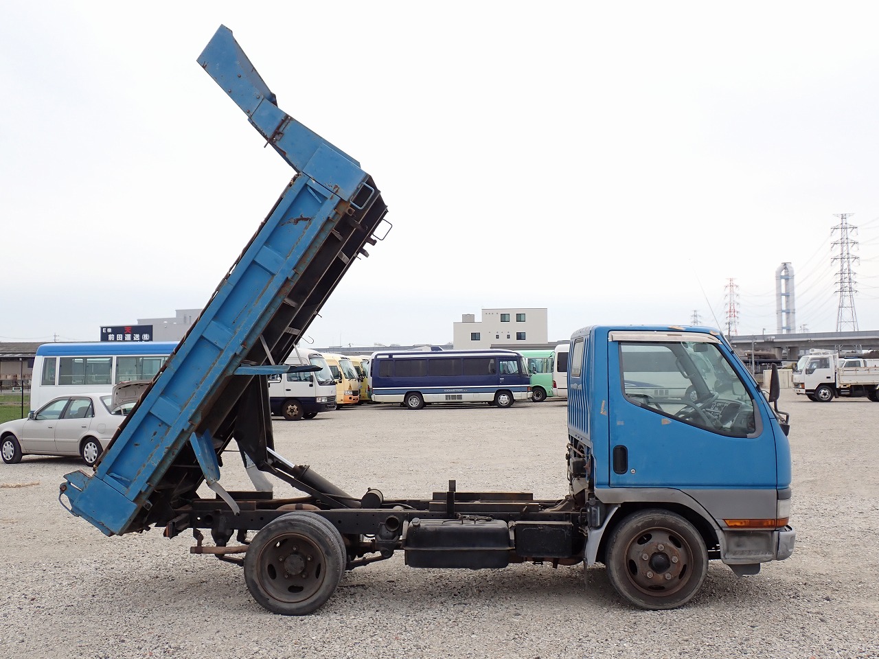 MITSUBISHI Canter