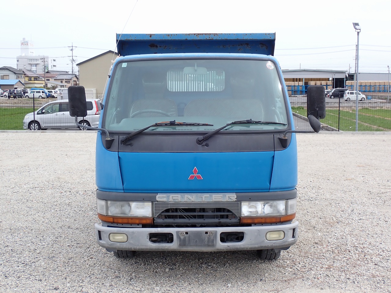MITSUBISHI Canter