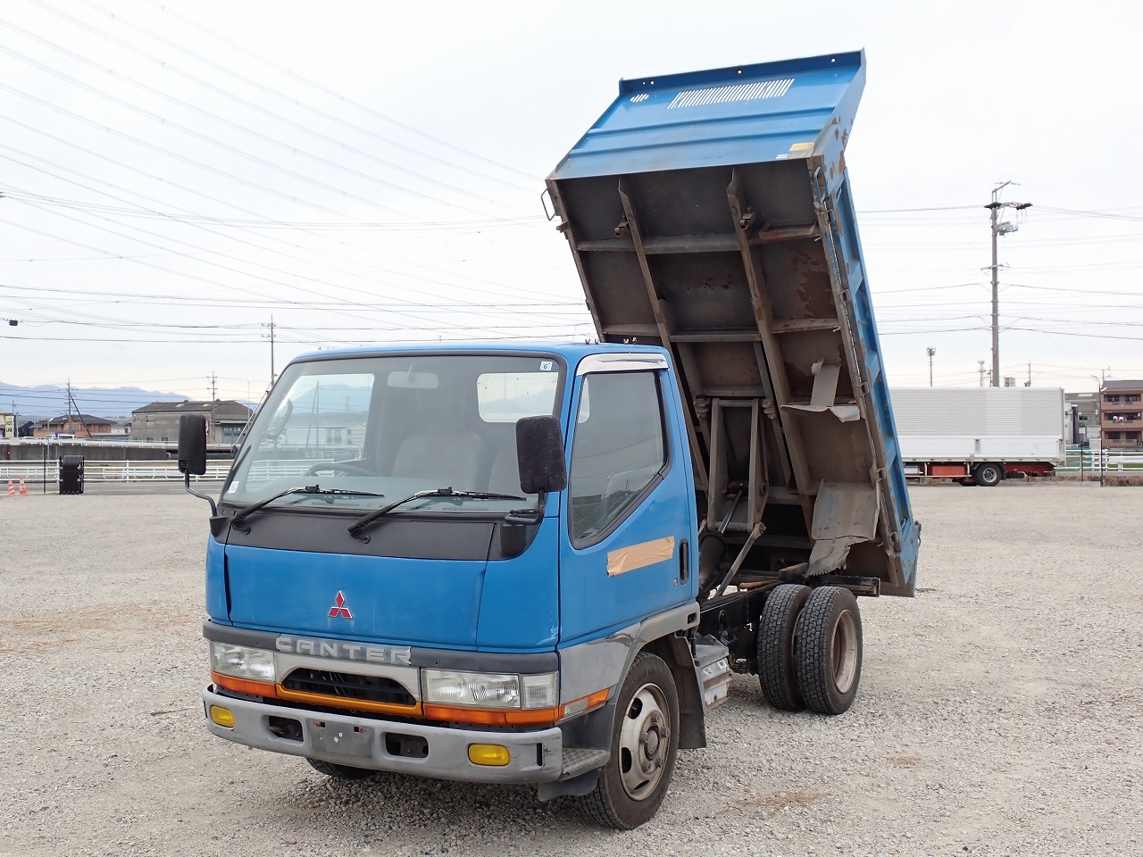 MITSUBISHI Canter