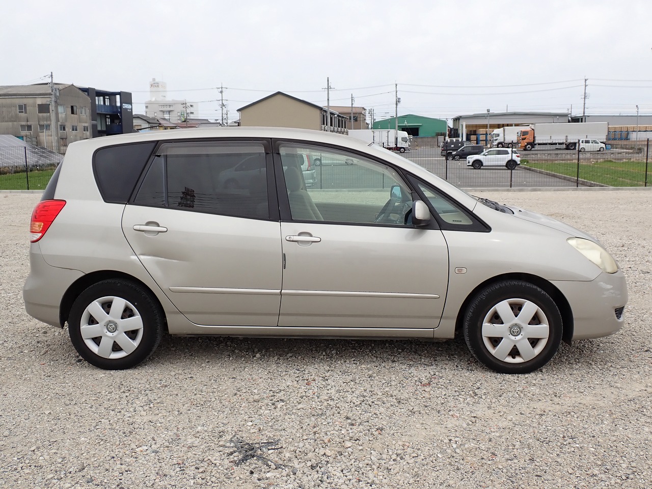 TOYOTA Corolla Spacio