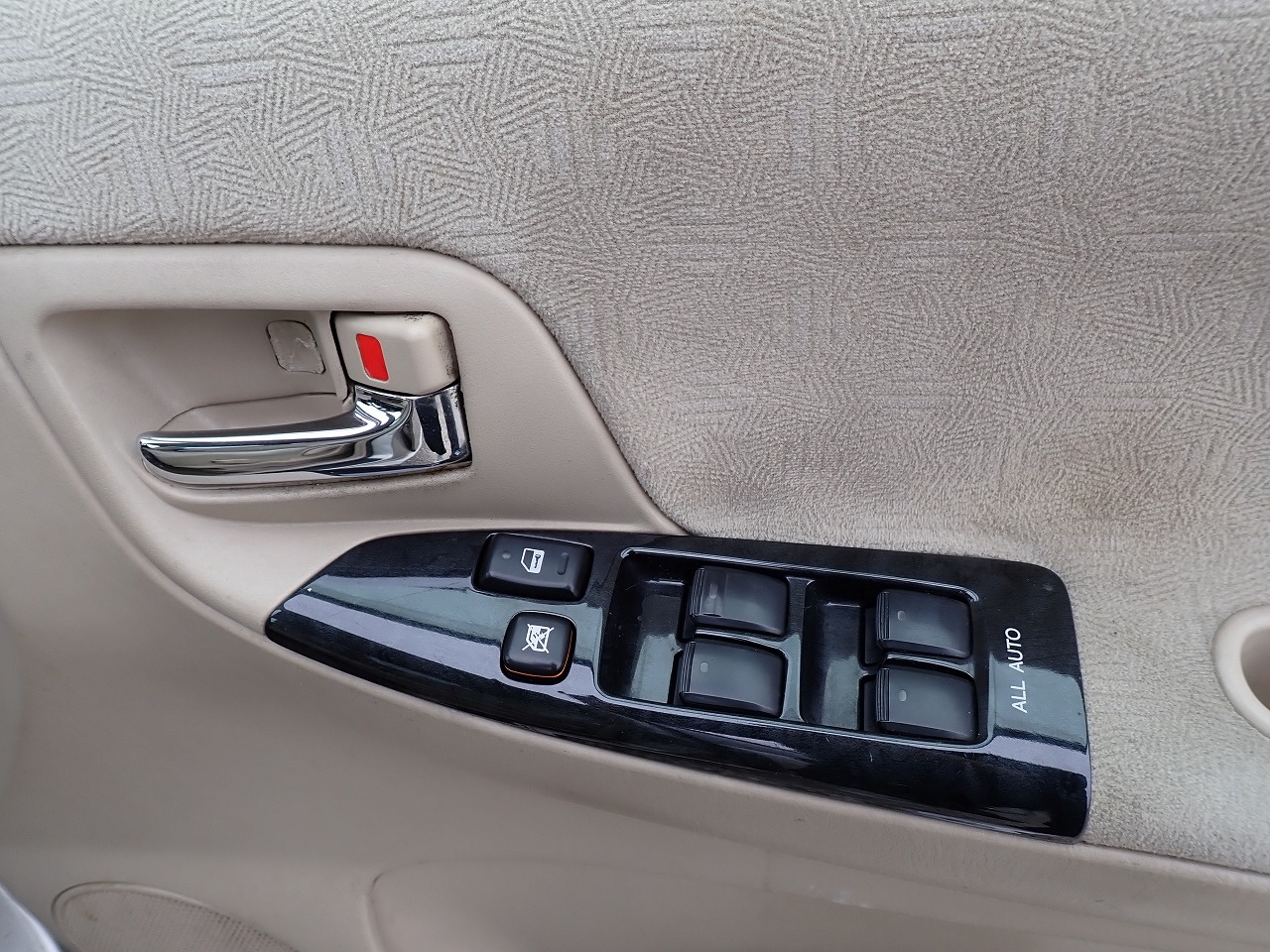 TOYOTA Corolla Spacio