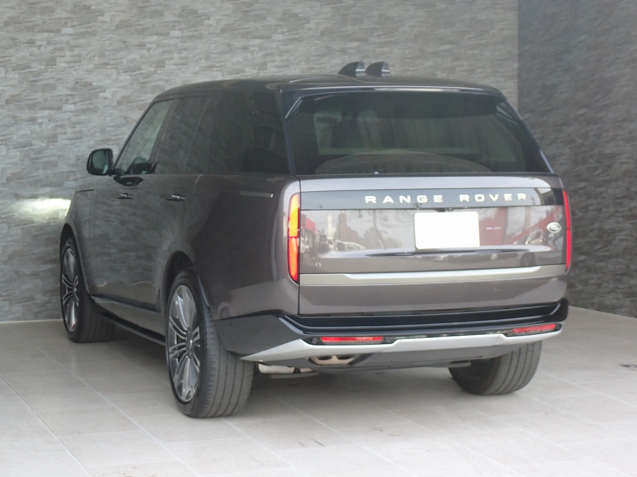 LAND ROVER RANGE ROVER