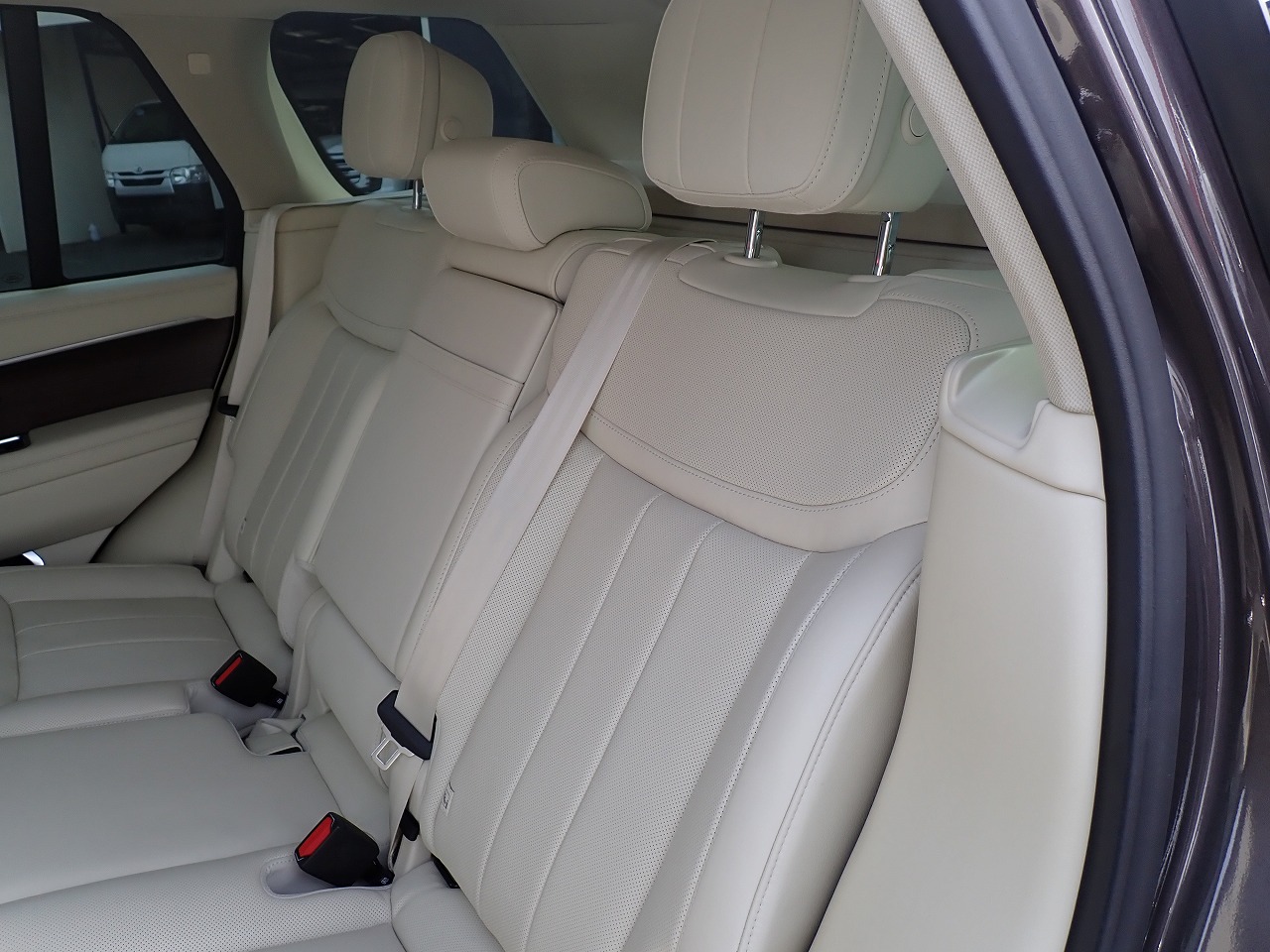 LAND ROVER RANGE ROVER