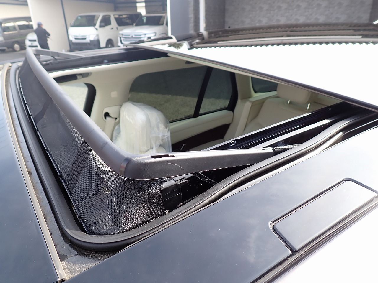 LAND ROVER RANGE ROVER