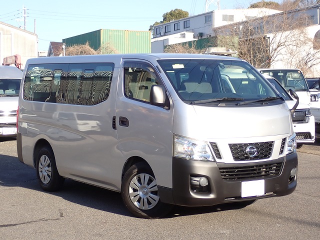 NISSAN NV 350 CARAVAN