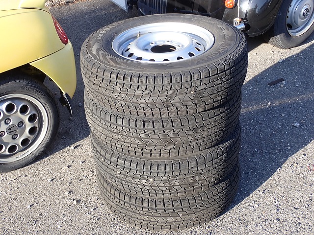 NISSAN NV 350 CARAVAN