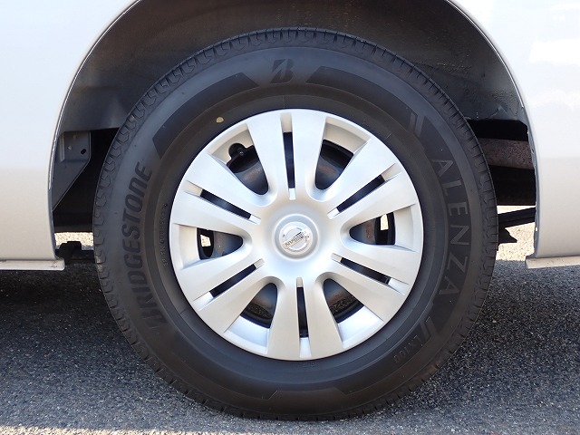 NISSAN NV 350 CARAVAN