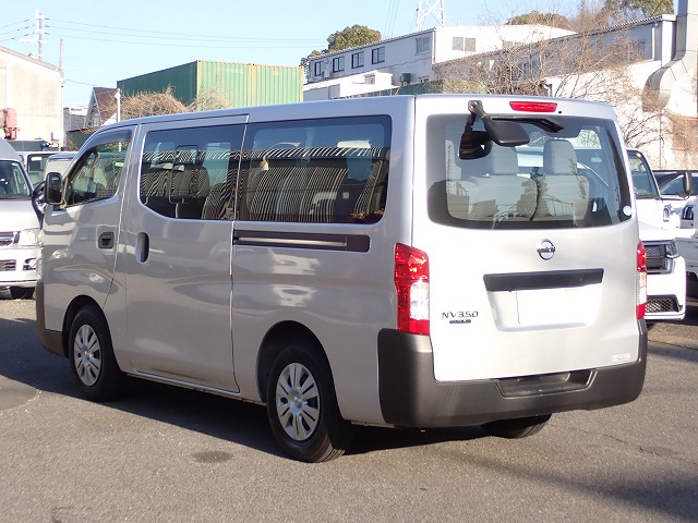 NISSAN NV 350 CARAVAN