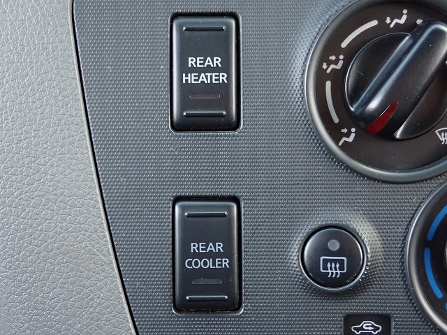 NISSAN NV 350 CARAVAN