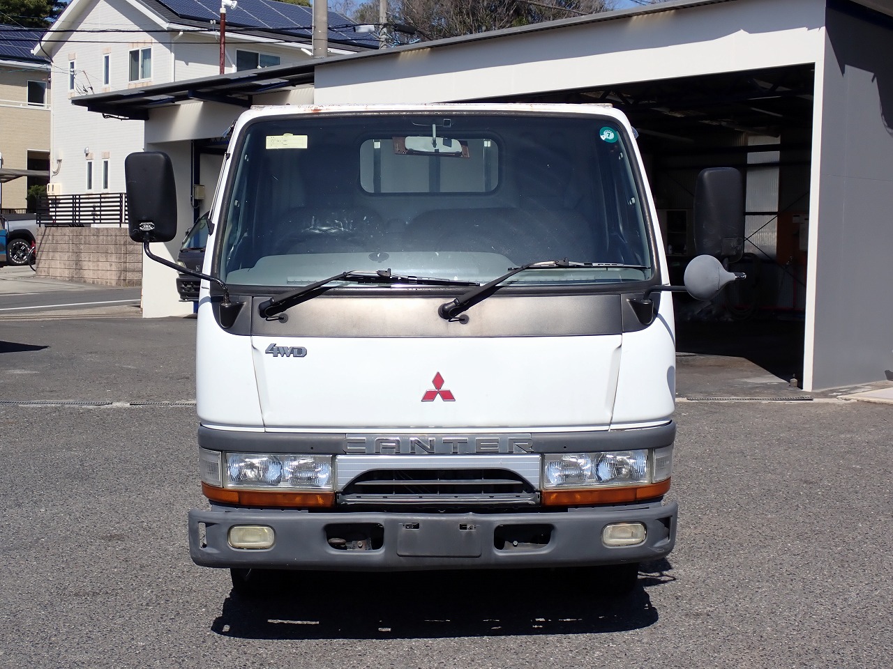 MITSUBISHI Canter