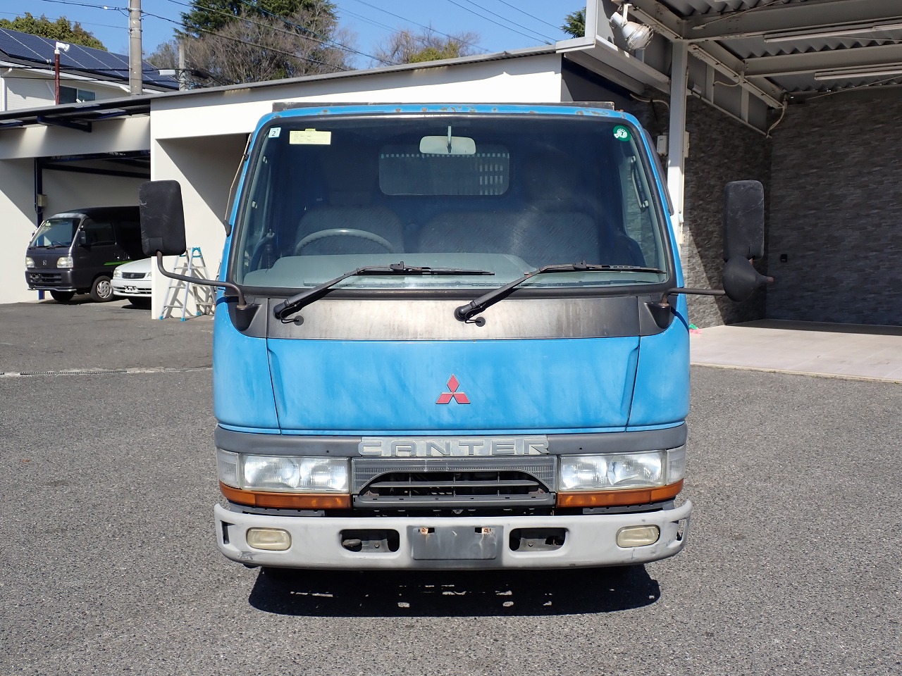 MITSUBISHI Canter