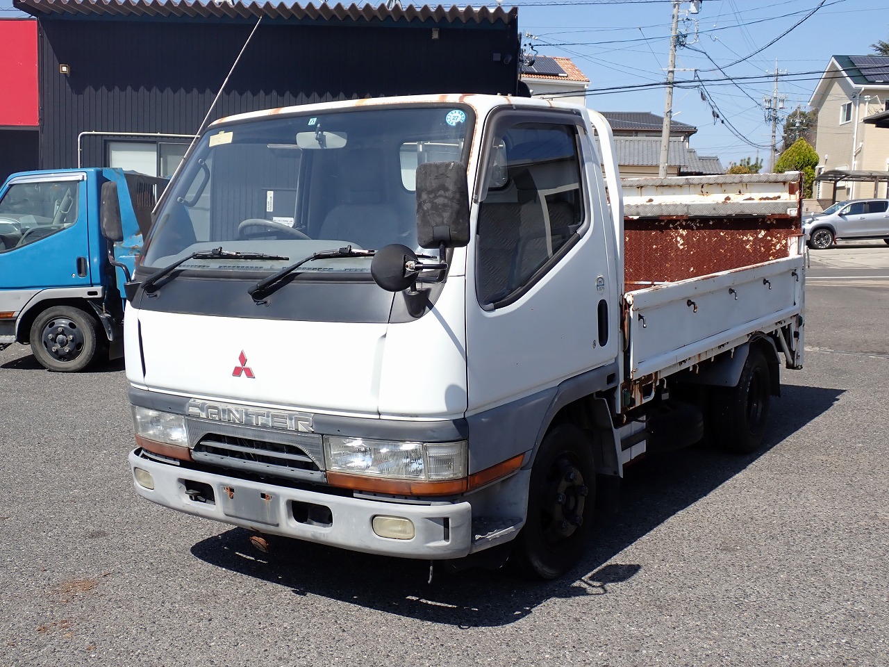 MITSUBISHI Canter