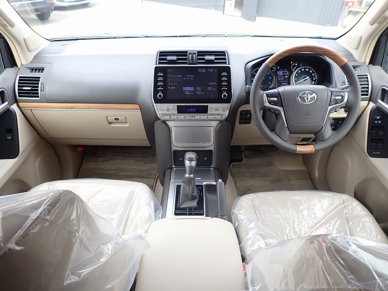 TOYOTA Land Cruiser Prado