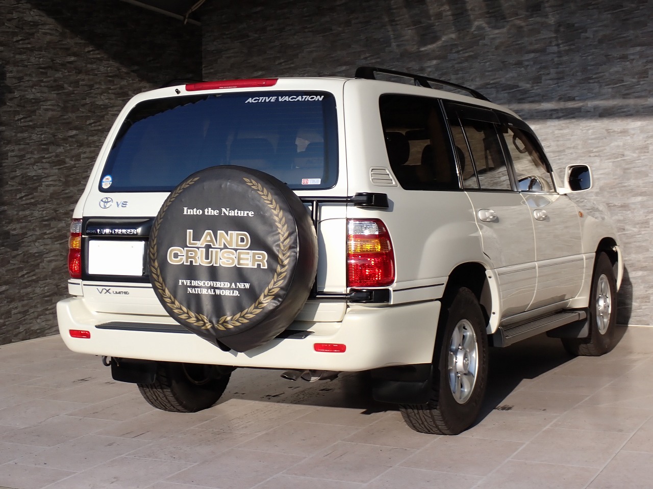 TOYOTA Land Cruiser 100
