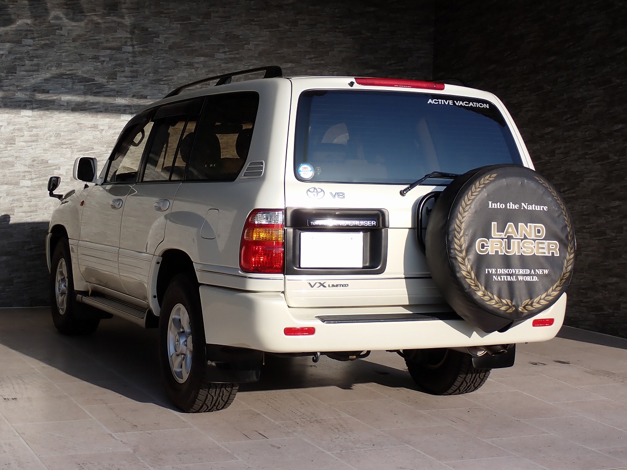 TOYOTA Land Cruiser 100