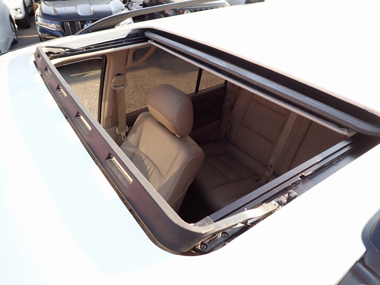 TOYOTA Land Cruiser 100