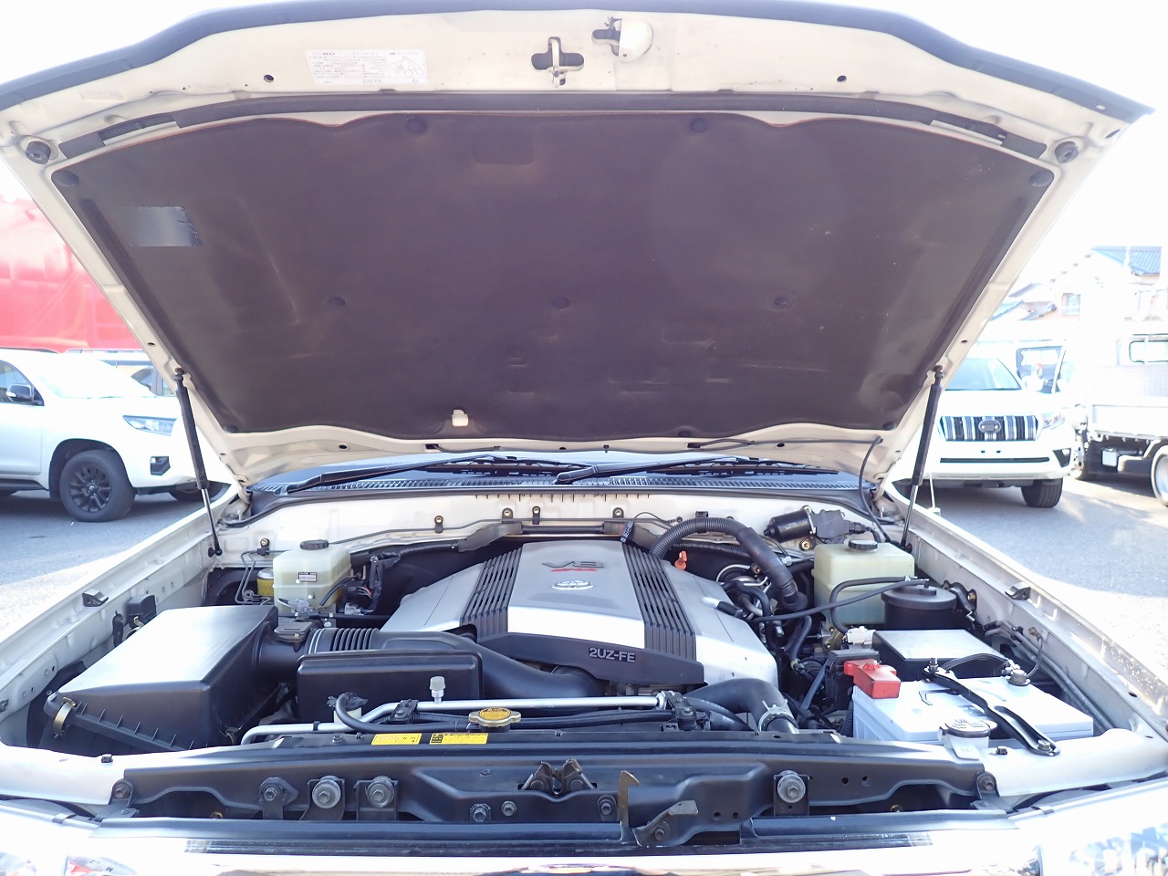 TOYOTA Land Cruiser 100