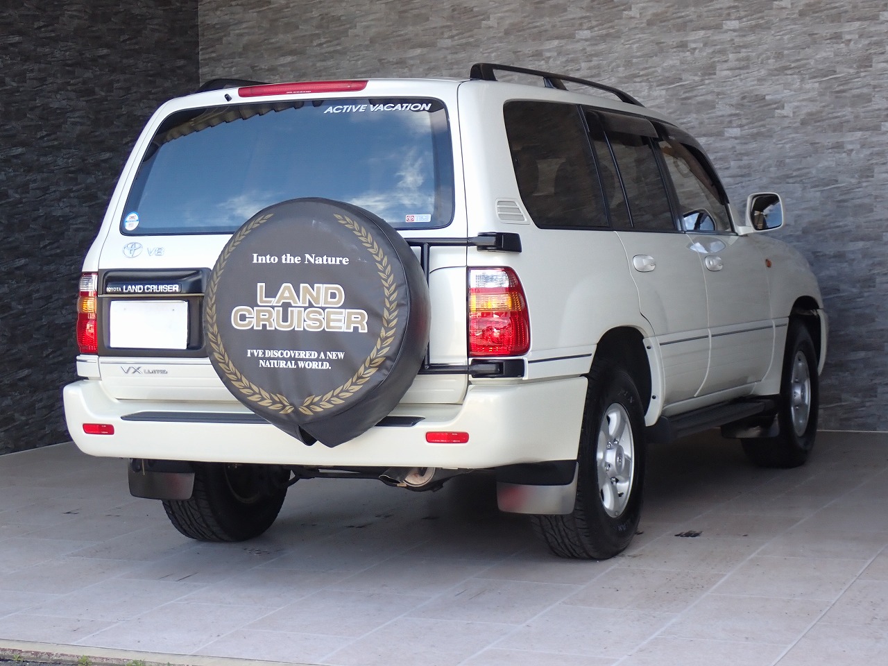 TOYOTA Land Cruiser 100