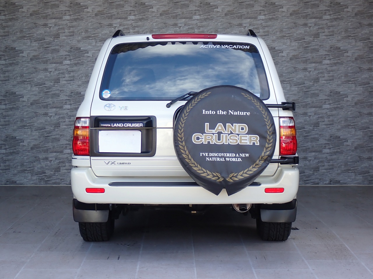 TOYOTA Land Cruiser 100