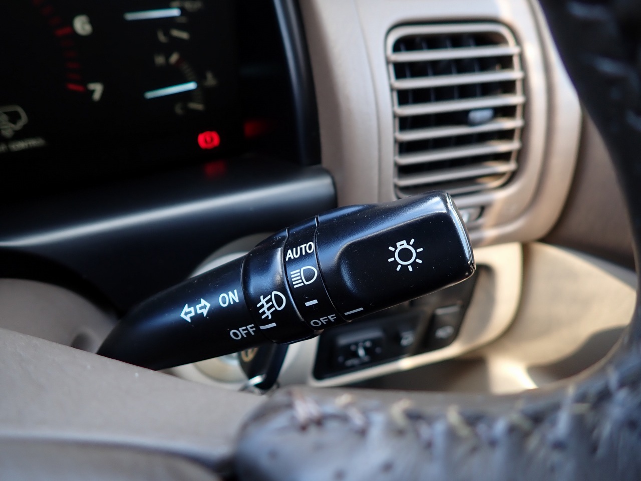 TOYOTA Land Cruiser 100