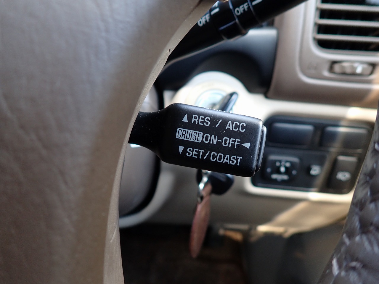 TOYOTA Land Cruiser 100