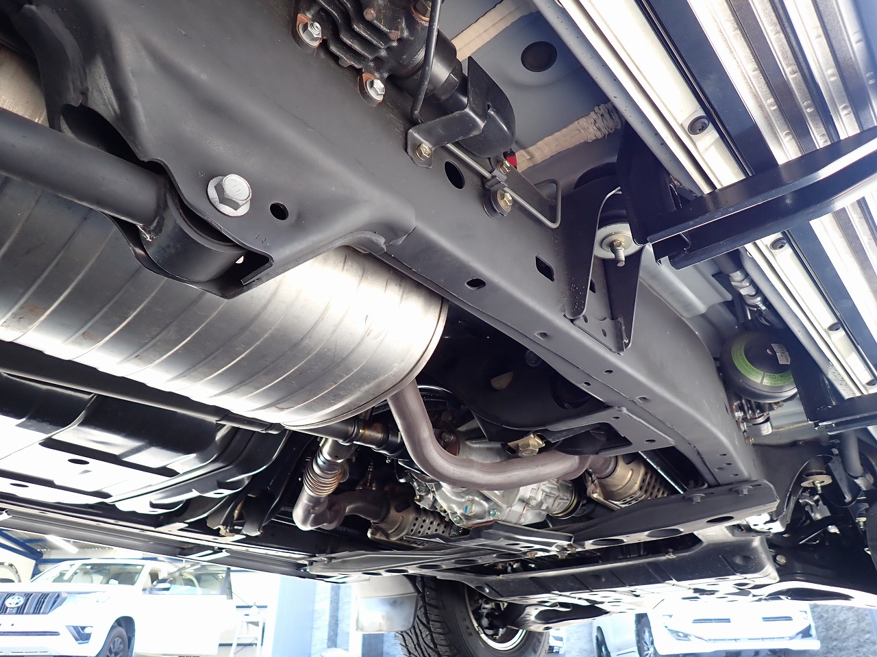 TOYOTA Land Cruiser 100