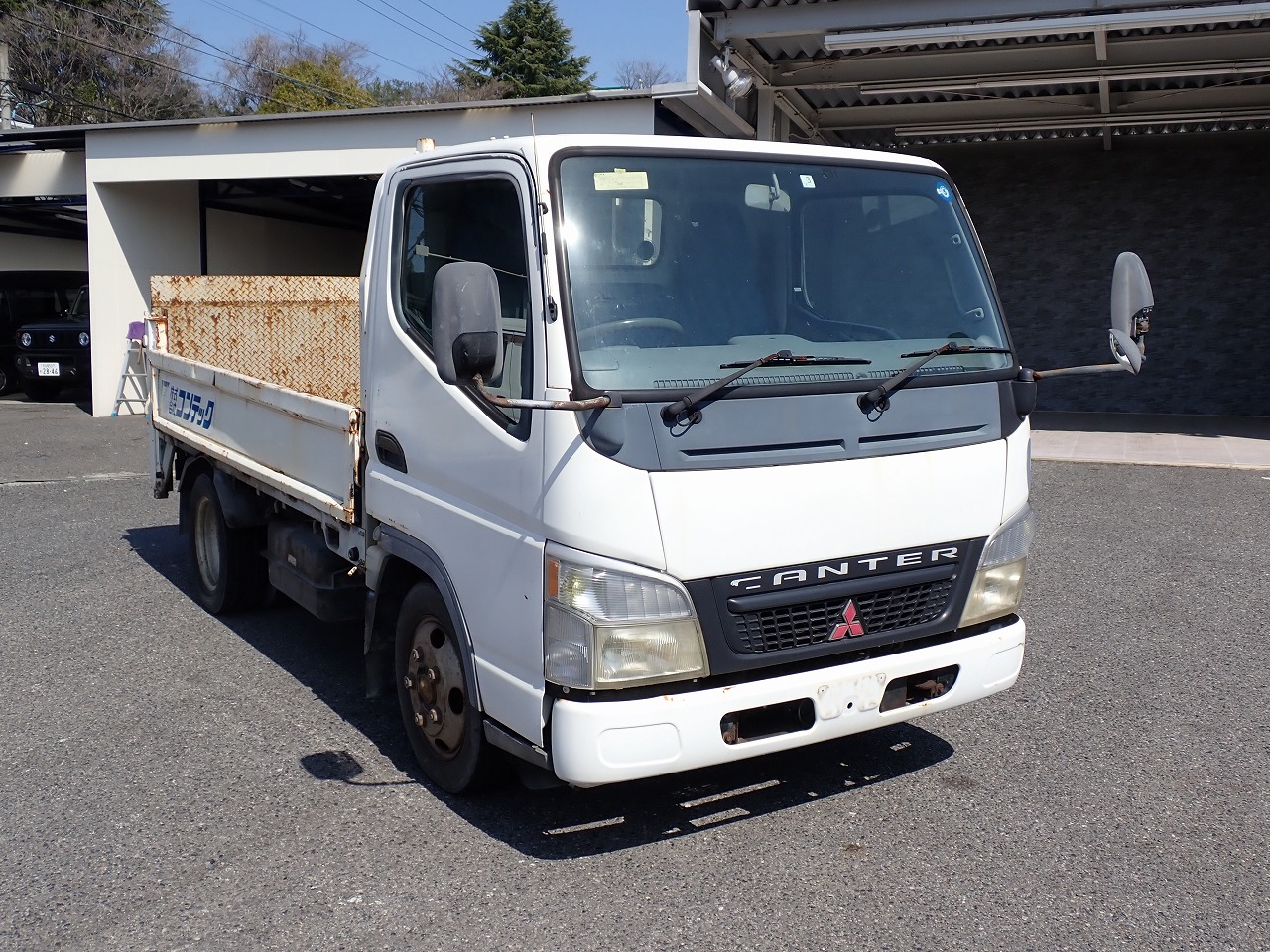 MITSUBISHI Canter