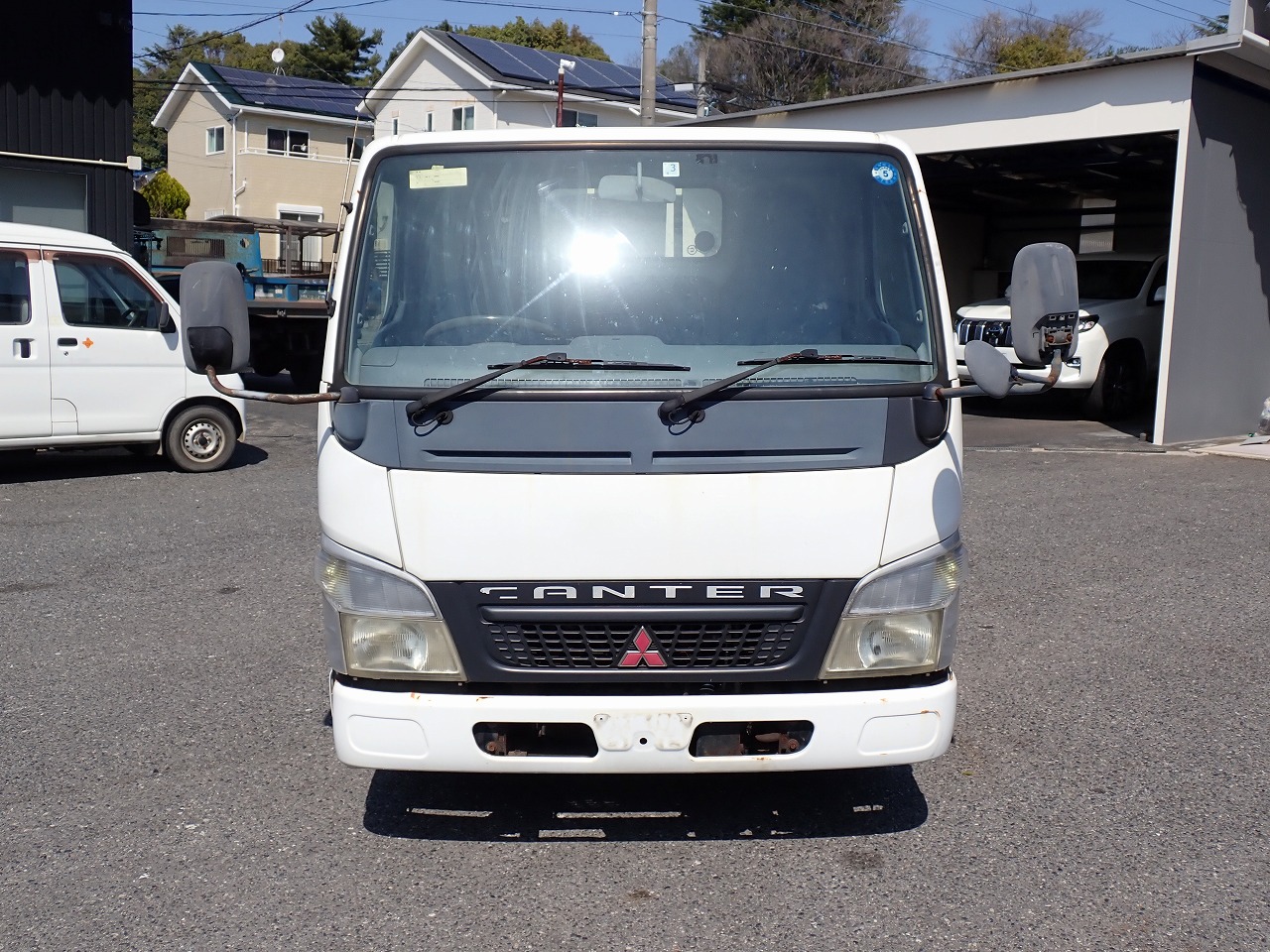 MITSUBISHI Canter