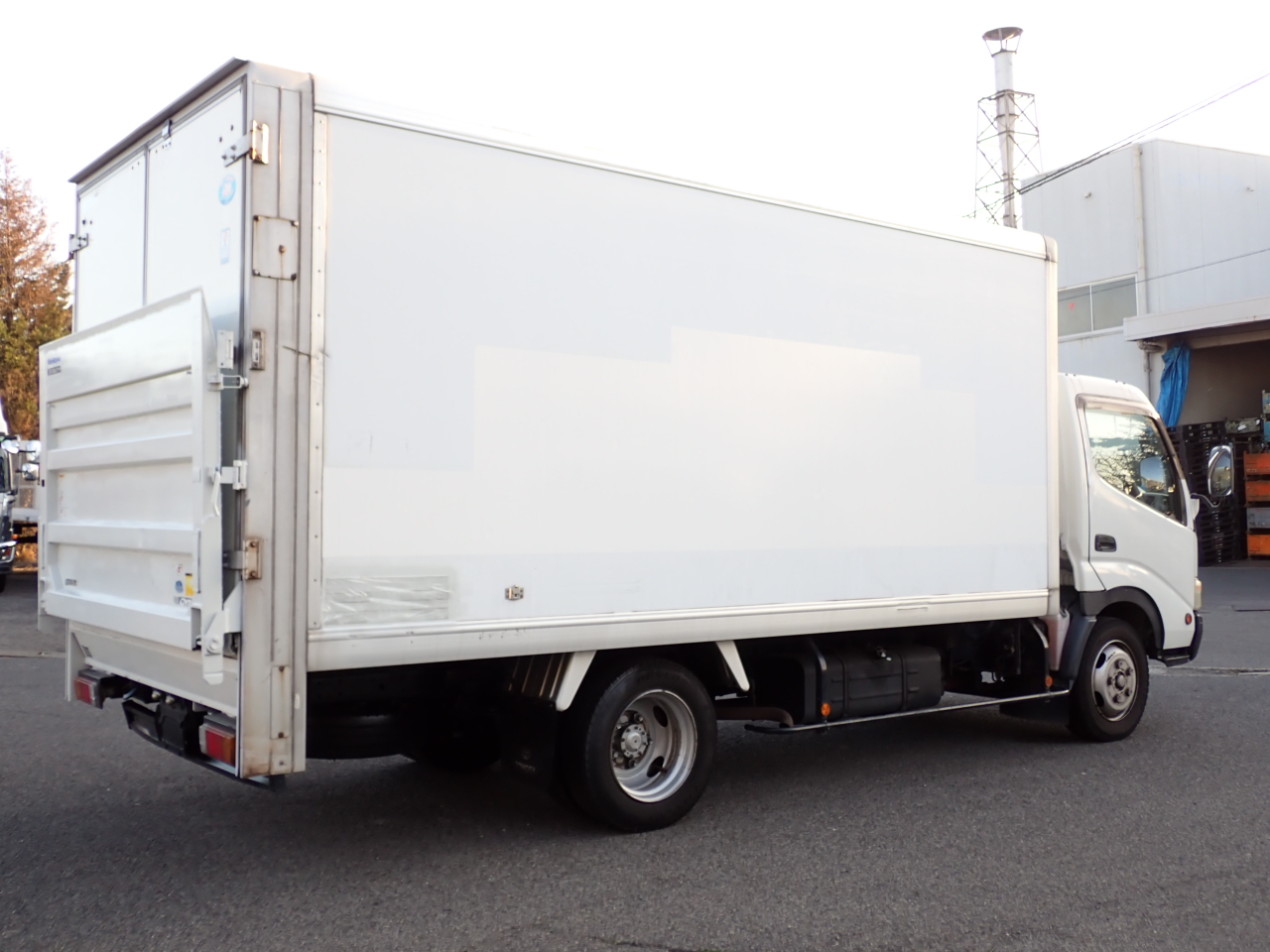 TOYOTA Dyna Truck