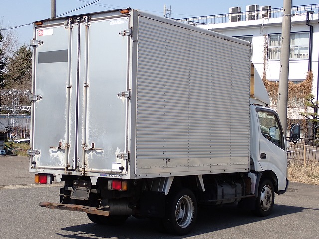 TOYOTA Dyna Truck