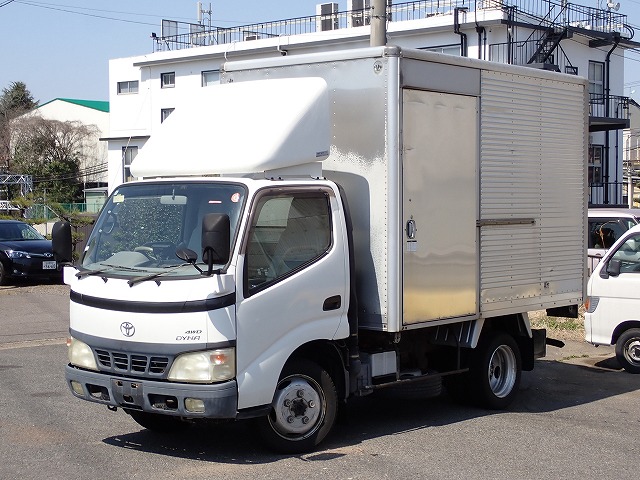 TOYOTA Dyna Truck