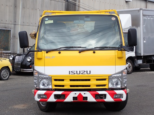 ISUZU Elf Truck