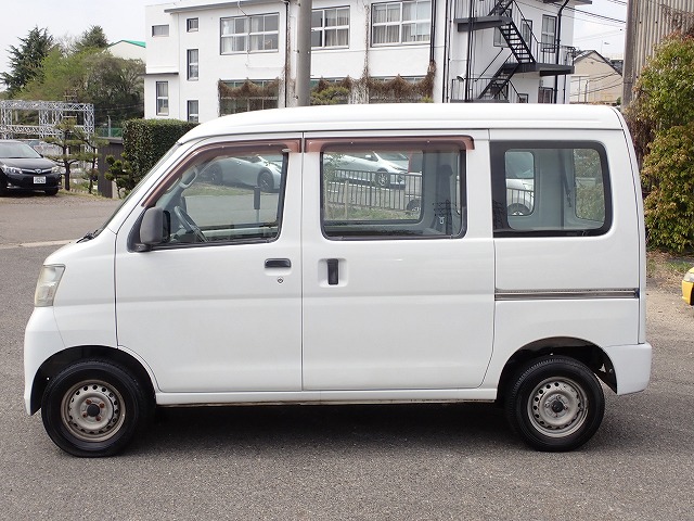 DAIHATSU Hijet Cargo