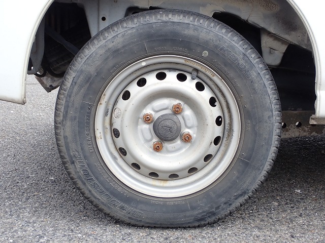 DAIHATSU Hijet Cargo