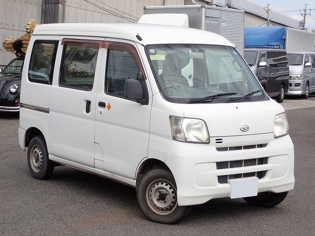 DAIHATSU Hijet Cargo