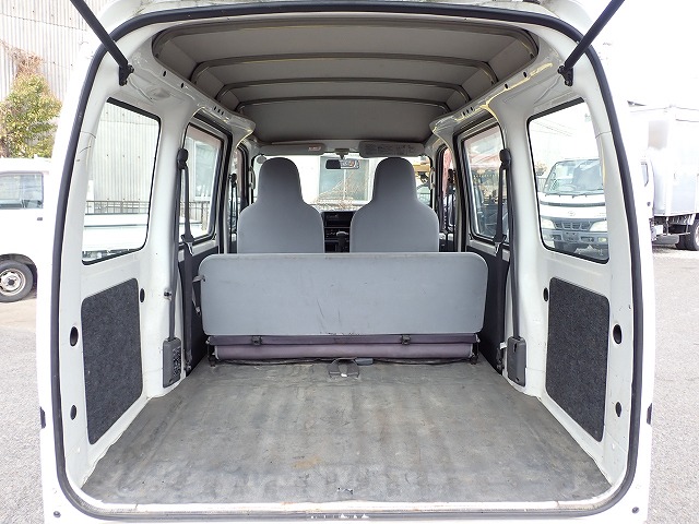 DAIHATSU Hijet Cargo