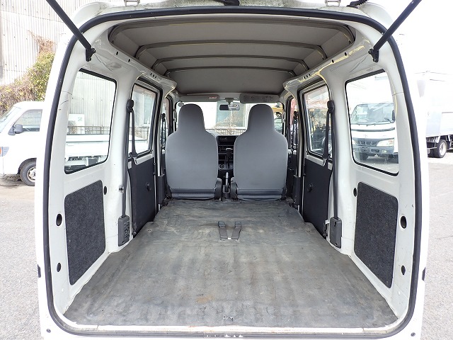 DAIHATSU Hijet Cargo