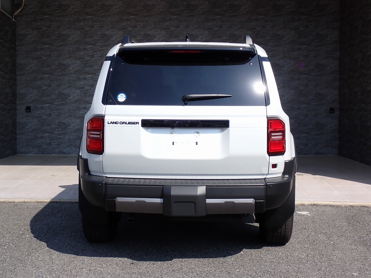 TOYOTA Land Cruiser 250