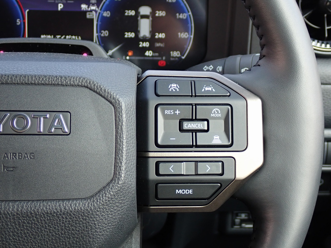 TOYOTA Land Cruiser 250