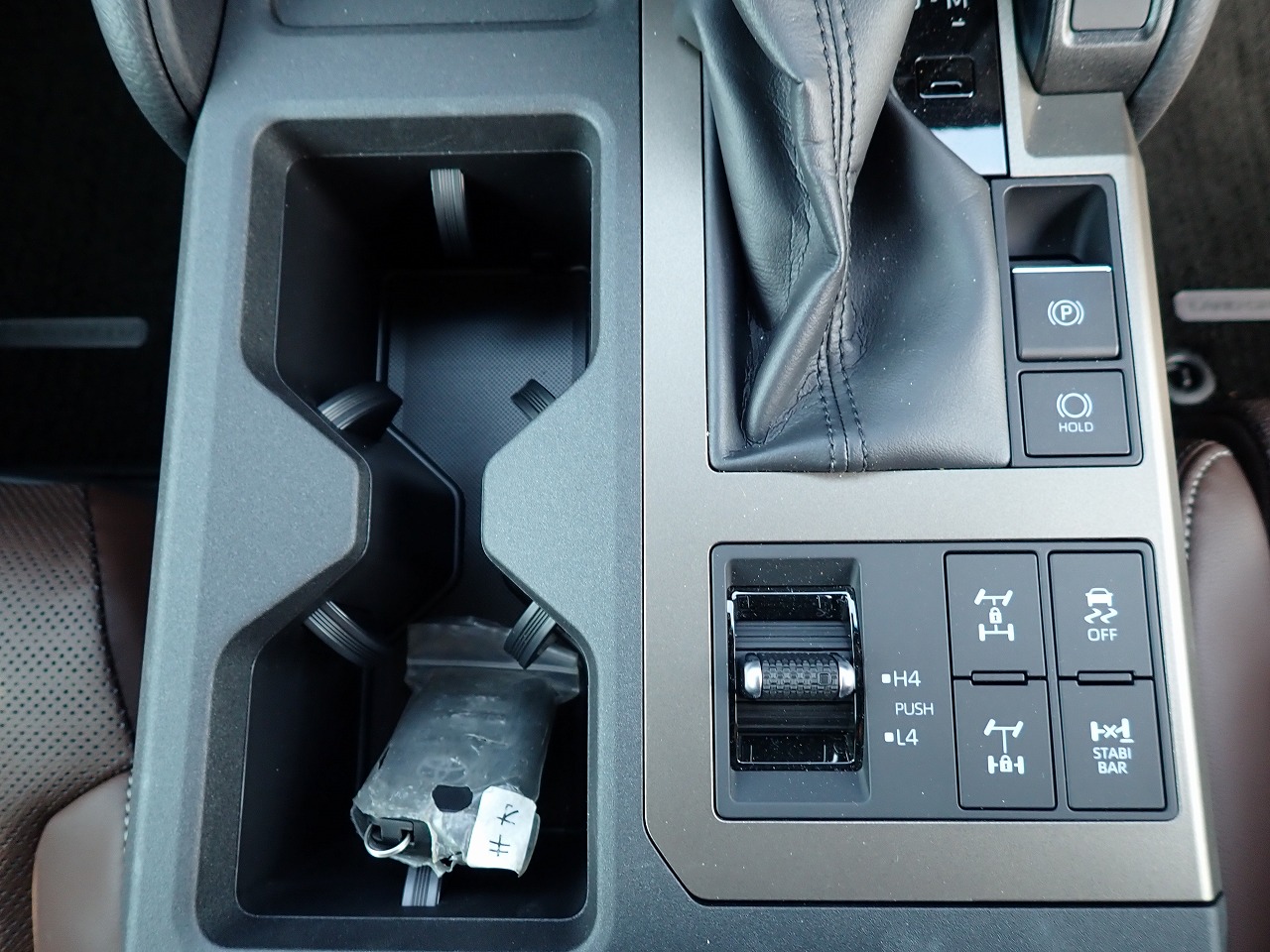 TOYOTA Land Cruiser 250