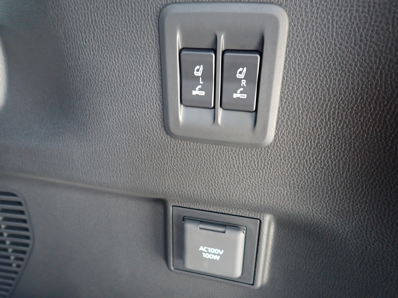 TOYOTA Land Cruiser 250