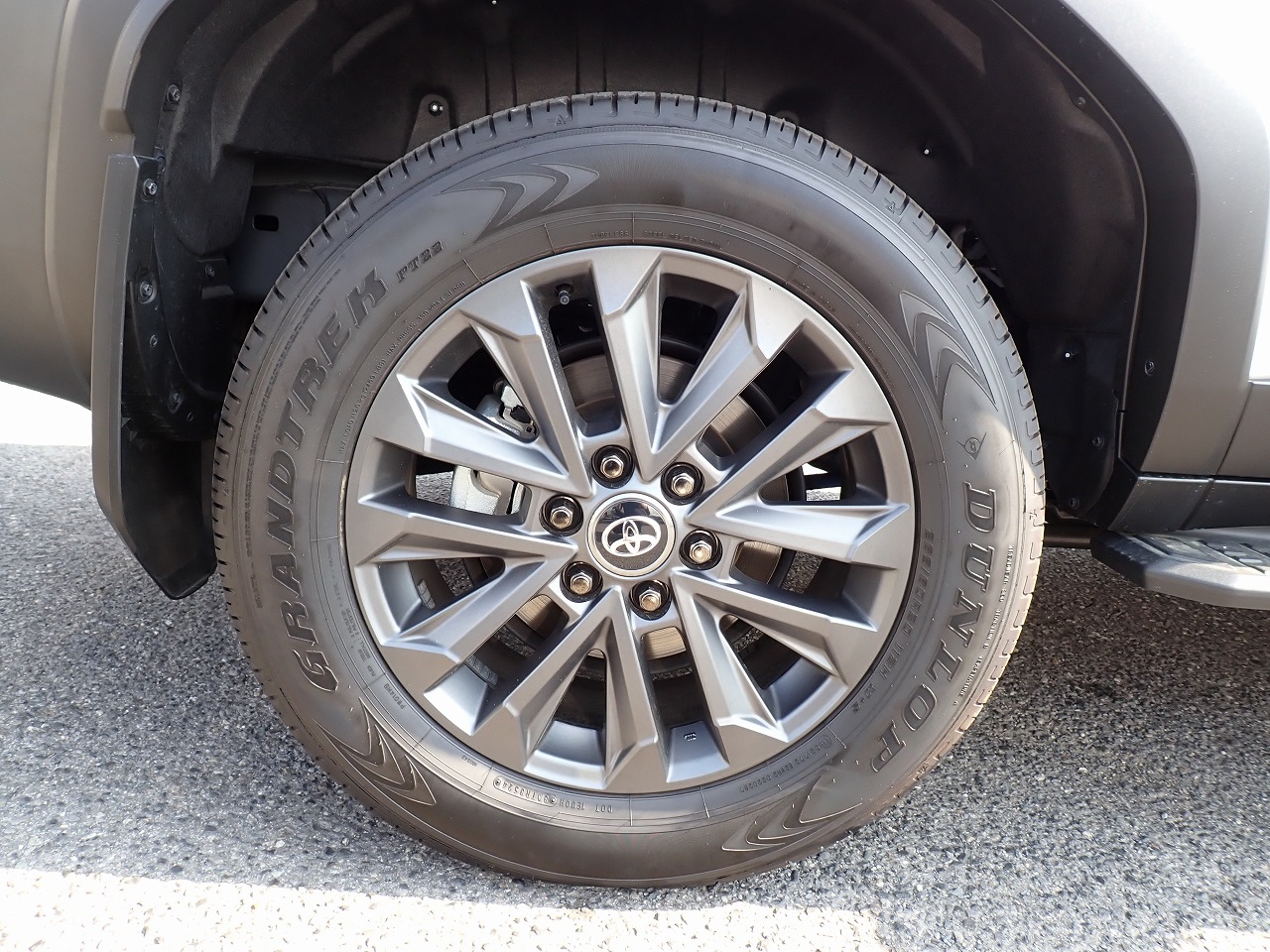 TOYOTA Land Cruiser 250