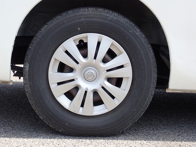 NISSAN NV 350 CARAVAN