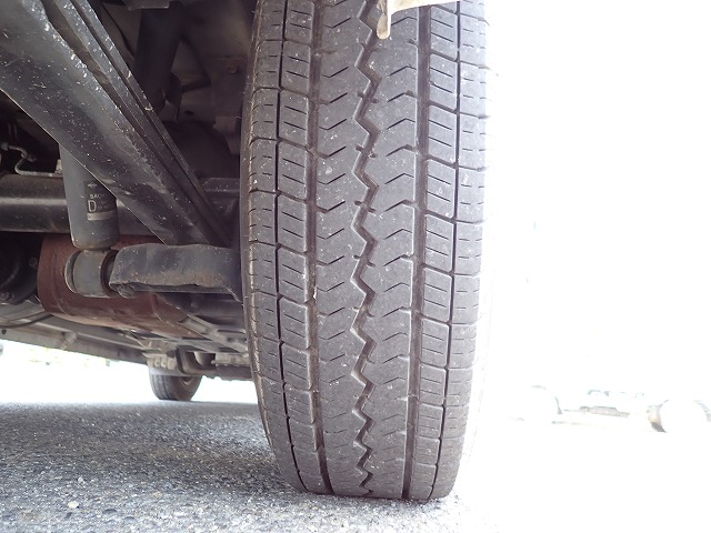 NISSAN NV 350 CARAVAN