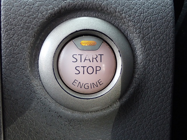 NISSAN NV 350 CARAVAN