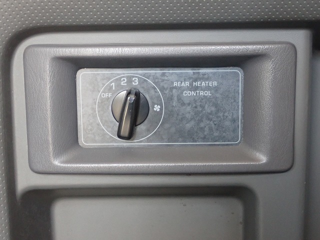 NISSAN NV 350 CARAVAN