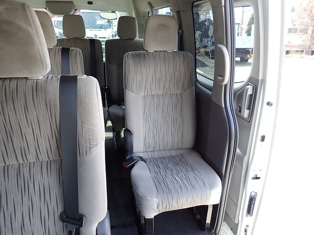 NISSAN NV 350 CARAVAN