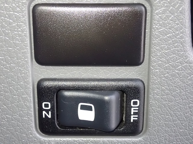 NISSAN NV 350 CARAVAN